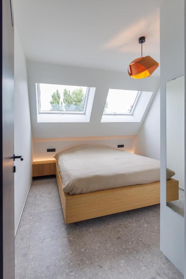 Apartment L'O Reine Of Budgetkamer The Box Sint-Pieters-Leeuw Buitenkant foto